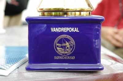Hvis man skal have en "aktie" i den flotte vandrepokal, er det en god idé at kontakte Werner.